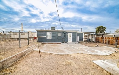 SHORT SALE OPPROTUNITY! Approved at $305,000 based on HUD