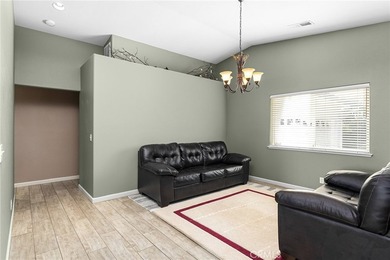 5370 Royal Oaks Dr - photo 29