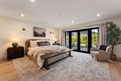 Set on a quiet cul-de-sac in one of La Jolla's most desirable - photo 29