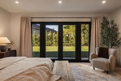 Set on a quiet cul-de-sac in one of La Jolla's most desirable - photo 31