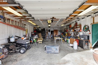 This versatile beautiful coastal property offers space, privacy - photo 42