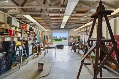 This versatile beautiful coastal property offers space, privacy - photo 43