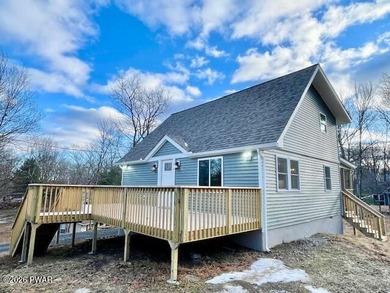 Wild Acres Lake Home For Sale in Dingmans Ferry Pennsylvania