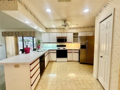 Under contract-accepting backup offers. HUGE PRICE REDUCTION! - photo 9