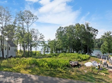 One acre waterfront lot in beautiful Sportsman Cove subdivision - photo 15