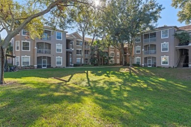 Turkey Lake Area Condo Sale Pending in Orlando Florida