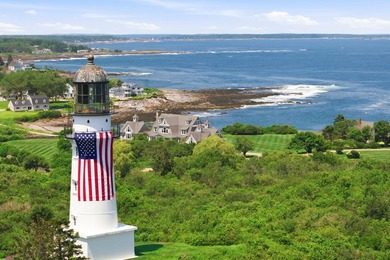 As you pass through the gates of Staples Point, a sense of - photo 4