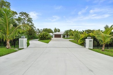 This beautiful home built in 2022 then massively upgraded in - photo 1