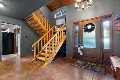 Welcome to your dream waterfront retreat on Lake Granbury! This - photo 5
