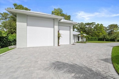 This beautiful home built in 2022 then massively upgraded in - photo 8