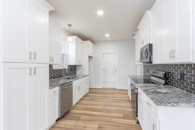 Brand new construction in Top Sail Bay subdivision featuring - photo 11