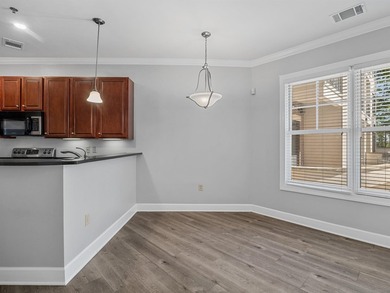 Enjoy the ease of downtown living in this charming 1-bedroom - photo 14