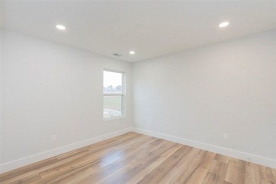 Brand new construction in Top Sail Bay subdivision featuring - photo 30