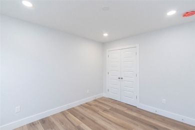 Brand new construction in Top Sail Bay subdivision featuring - photo 31