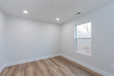 Brand new construction in Top Sail Bay subdivision featuring - photo 32
