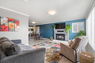 Just a short walk to the ocean, this 5-bedroom, 2-bath home - photo 3