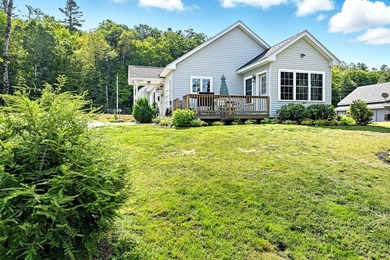 This beautifully maintained 2-bedroom, 2-bath lakefront home - photo 1