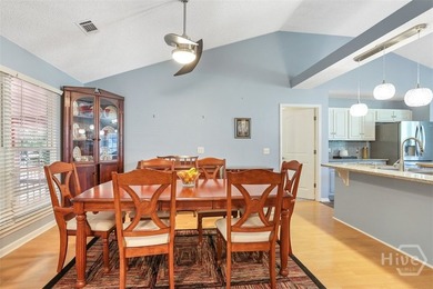 Wonderfully maintained home located on a cul-de-sac close to - photo 7