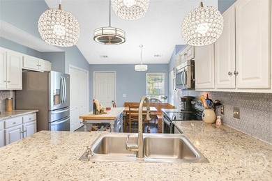 Wonderfully maintained home located on a cul-de-sac close to - photo 10