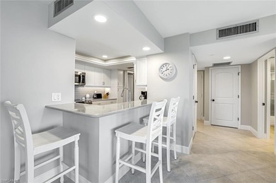 Stunning Beachfront Condo on Marco Island Luxury Living with - photo 9