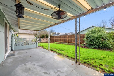 Come live the golf resort lifestyle in desirable Woodburn