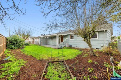 Come live the golf resort lifestyle in desirable Woodburn