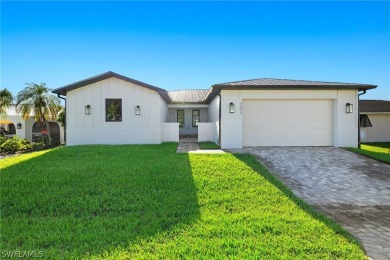 Cape Coral Lakes Area Home Sale Pending in Matlacha Florida