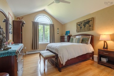 Your own private Lakefront retreat with 8210 sq feet of luxury - photo 33