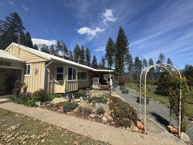 Klamath River Home For Sale in Happy Camp California