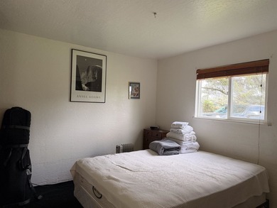 Tucked at the very end of a quiet drive, this three-bedroom - photo 5