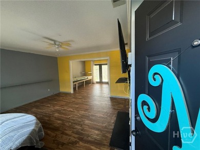 Great opportunity to make this 2-bedroom, 1.5-bath end-unit - photo 4