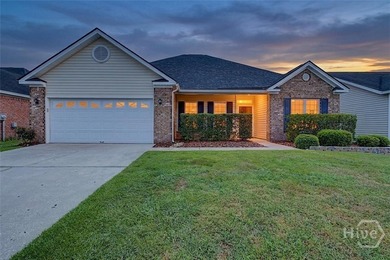 Welcome home to this well-maintained 1,603 sq ft, 3 bedroom, 2 - photo 3