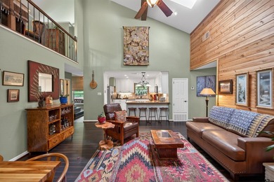 Absolutely Adorable Waterfront Cottage on Lake Cypress Springs! - photo 14