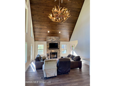 Welcome to your private retreat in the heart of Wilkinson - photo 14