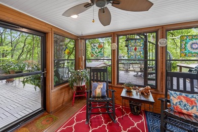 Absolutely Adorable Waterfront Cottage on Lake Cypress Springs! - photo 19