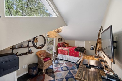 Absolutely Adorable Waterfront Cottage on Lake Cypress Springs! - photo 32