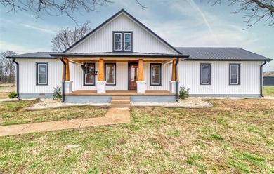 (private lake, pond, creek) Home Active Under Contract in Sharon Grove Kentucky