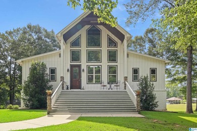 Beautiful 3-bedroom, 3 1/2 bath lakefront home that truly has it - photo 1