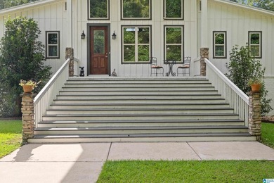 Beautiful 3-bedroom, 3 1/2 bath lakefront home that truly has it - photo 6