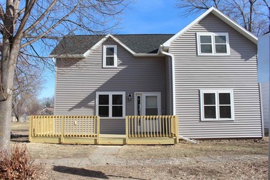 Black Hawk Lake Home Active Under Contract in Lake View Iowa