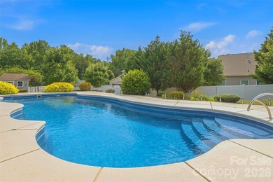 Summer starts here! Make every day feel like a vacation in this - photo 3