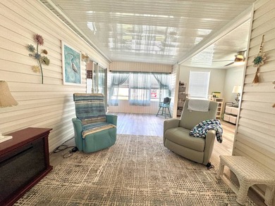 Partially furnished and move-in ready - just bring your - photo 15