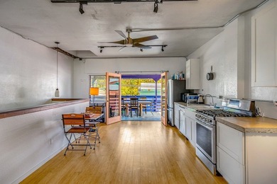 This is your chance to buy a well maintained commercial building - photo 7