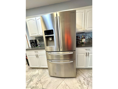 Partially furnished and move-in ready - just bring your - photo 21