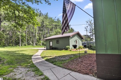 Enjoy beautiful views of Stoneledge Lake from the spacious back - photo 38