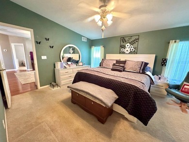 Partially furnished and move-in ready - just bring your - photo 44