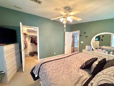 Partially furnished and move-in ready - just bring your - photo 46