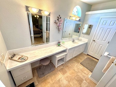 Partially furnished and move-in ready - just bring your - photo 50