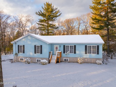 Pocono Woodlands Lake  Home For Sale in Milford Pennsylvania