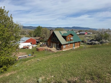 Escape to Bear Lake and enjoy the character of this log cabin - photo 2